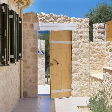 Lithos Villas